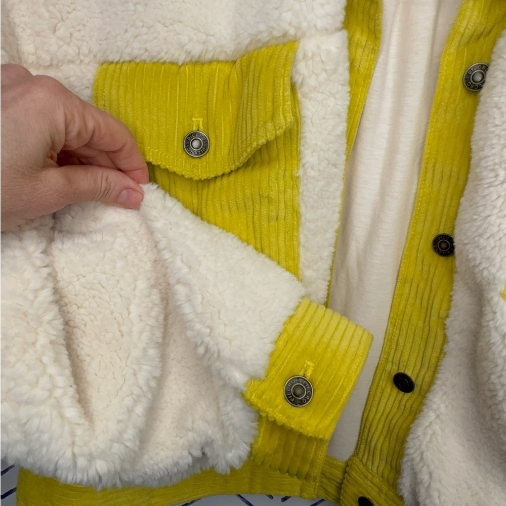 NWOT Leslie Corduroy-Trimmed Sherpa Jacket Yellow White Size M - Picture 4 of 6